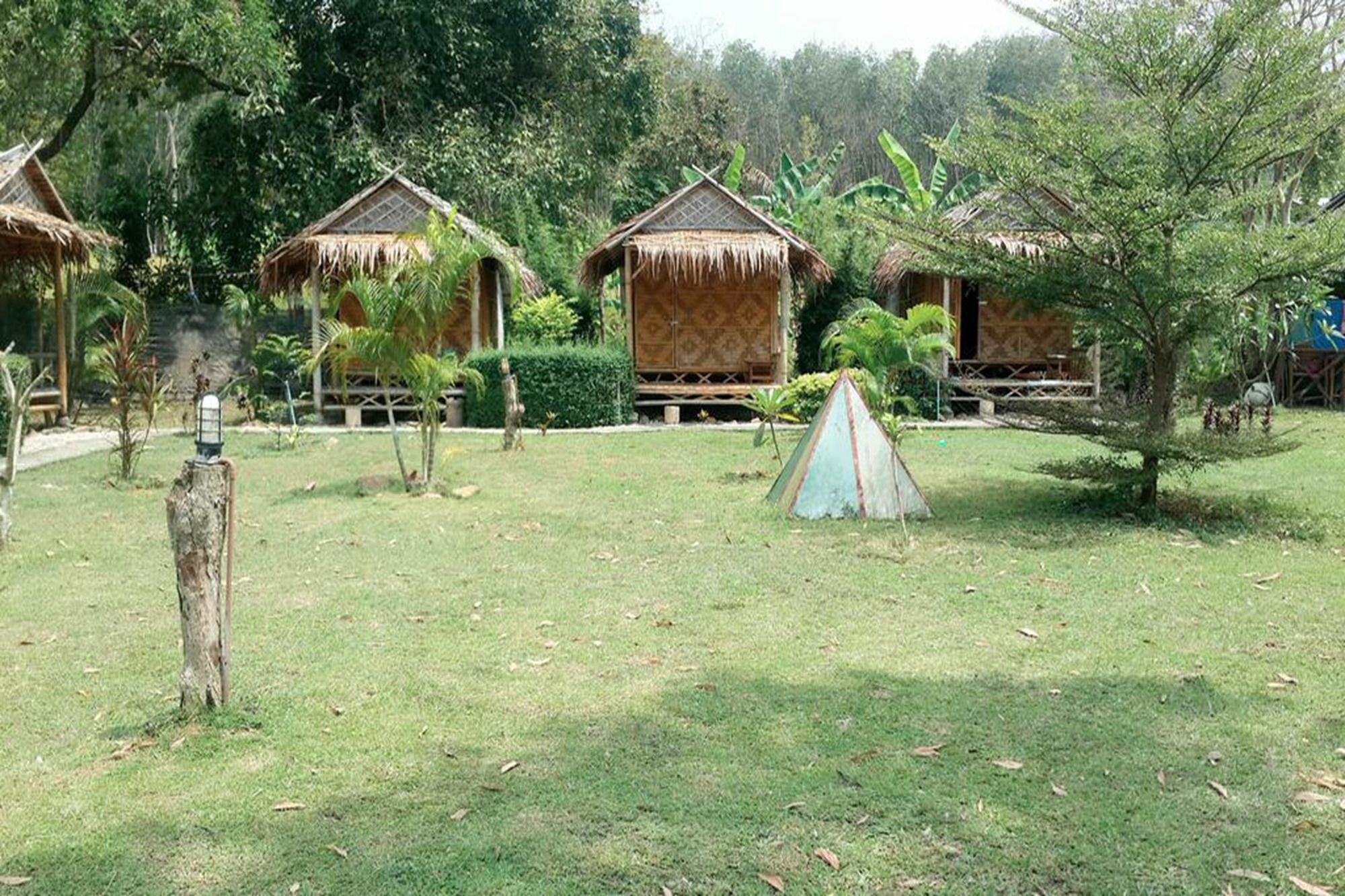 Unseen Bungalow Ko Lanta Esterno foto